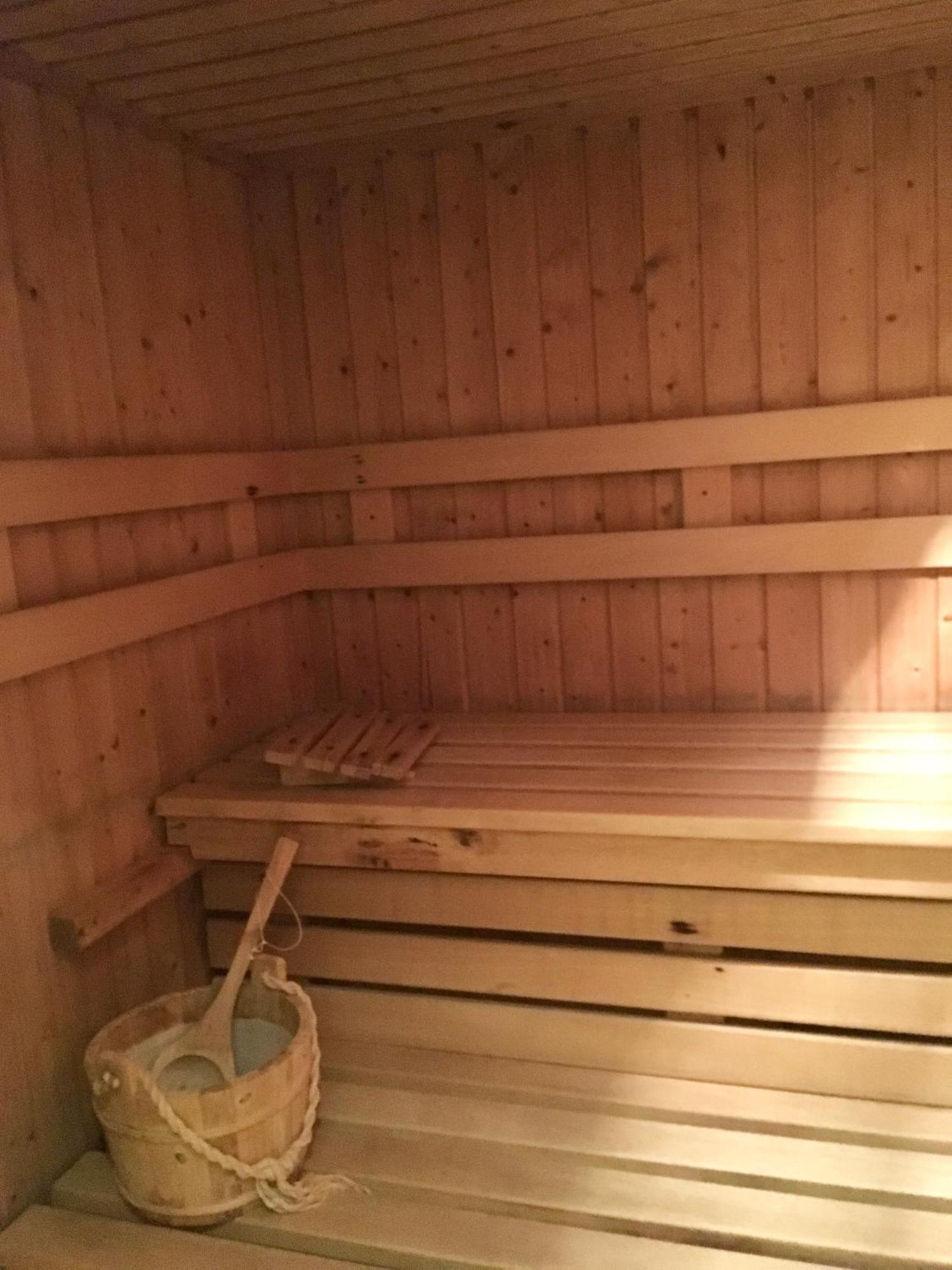 Appartementresidenz Am Kurpark - Ferienwohnungen Mit Pool & Sauna & Garage Bad Salzuflen Exteriér fotografie